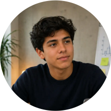 Andrés M.